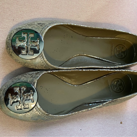 Tory Burch metallic python flats - Picture 3 of 7